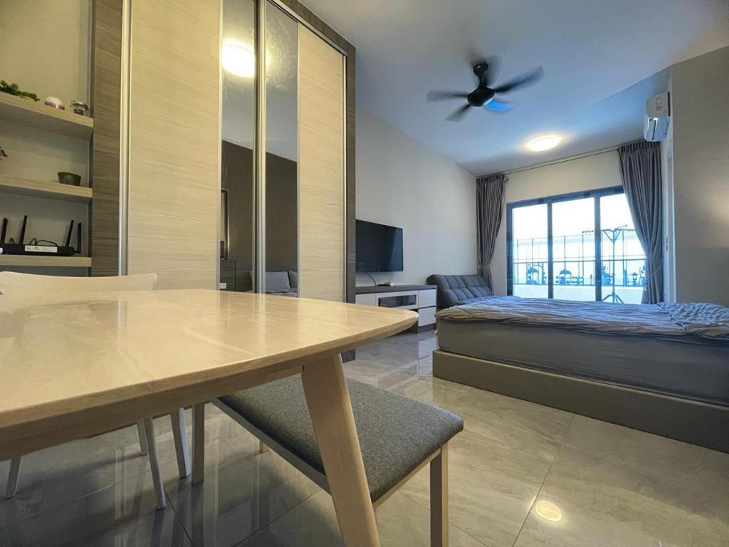 Imperio.Res - Near To Jonker & Mall - Pool View Melaka Zewnętrze zdjęcie